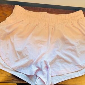 Lululemon Track That High Rise Lined shorts 3" - Pink organza – 12